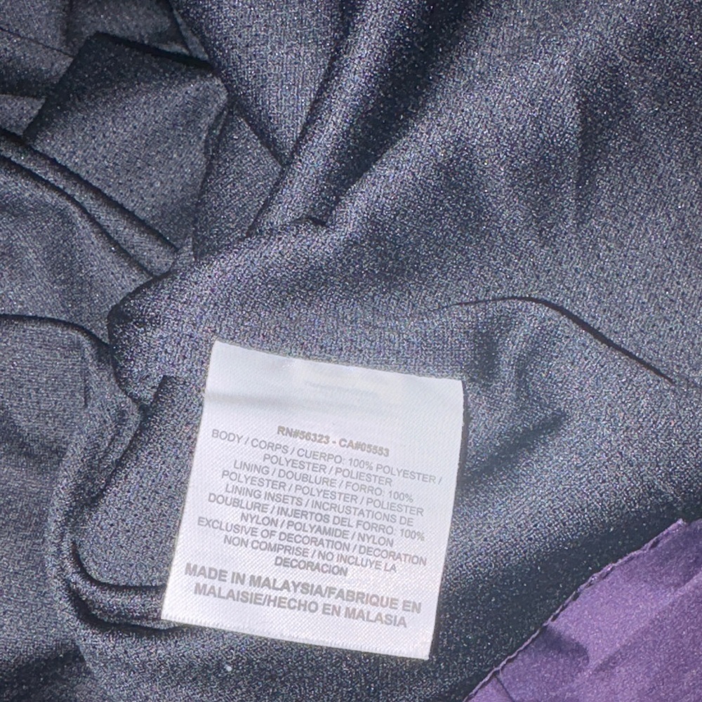 Nike Women's Purple hooded full zipper Windbreaker Jacket size L(12-14) - Picture 9 of 10